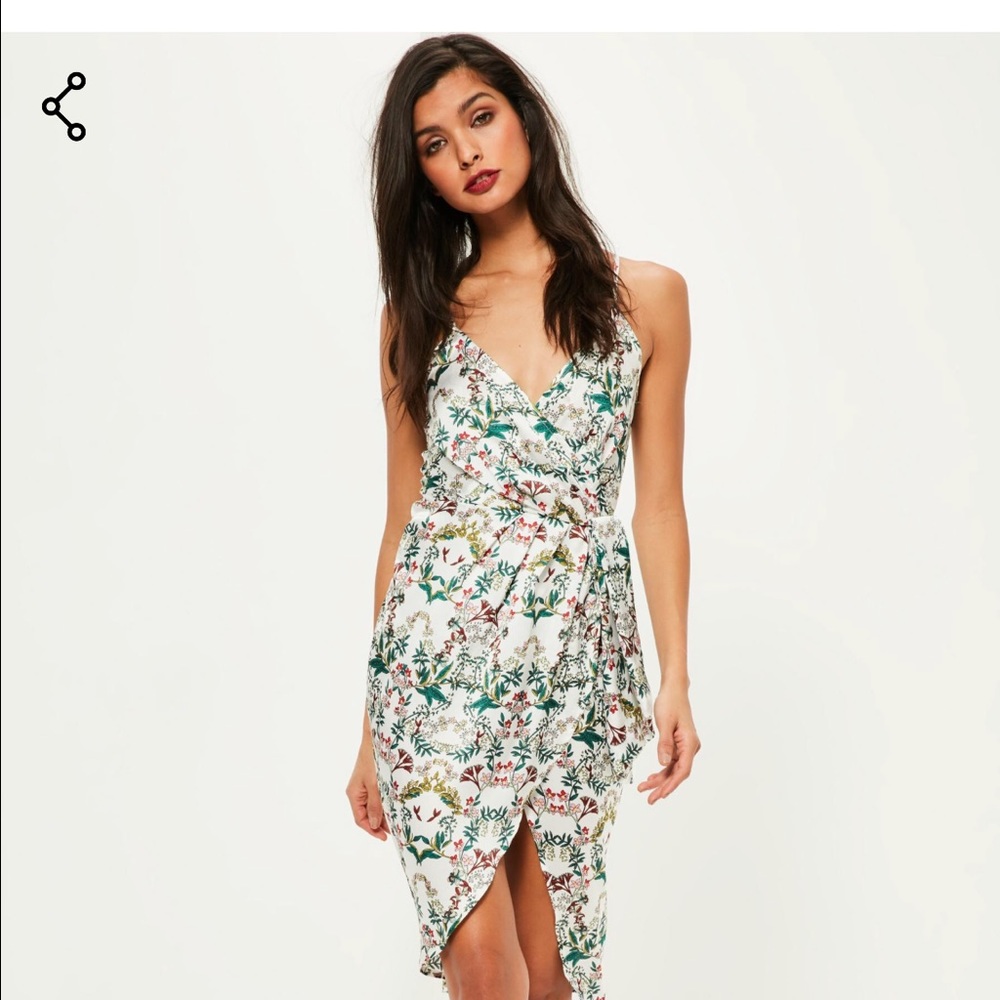 Misguided size 0 white flower silk dress